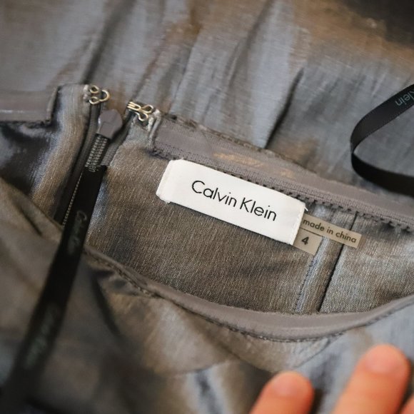 Calvein Klein Strapless Cocktail Dress - Size 4 - Picture 3 of 6